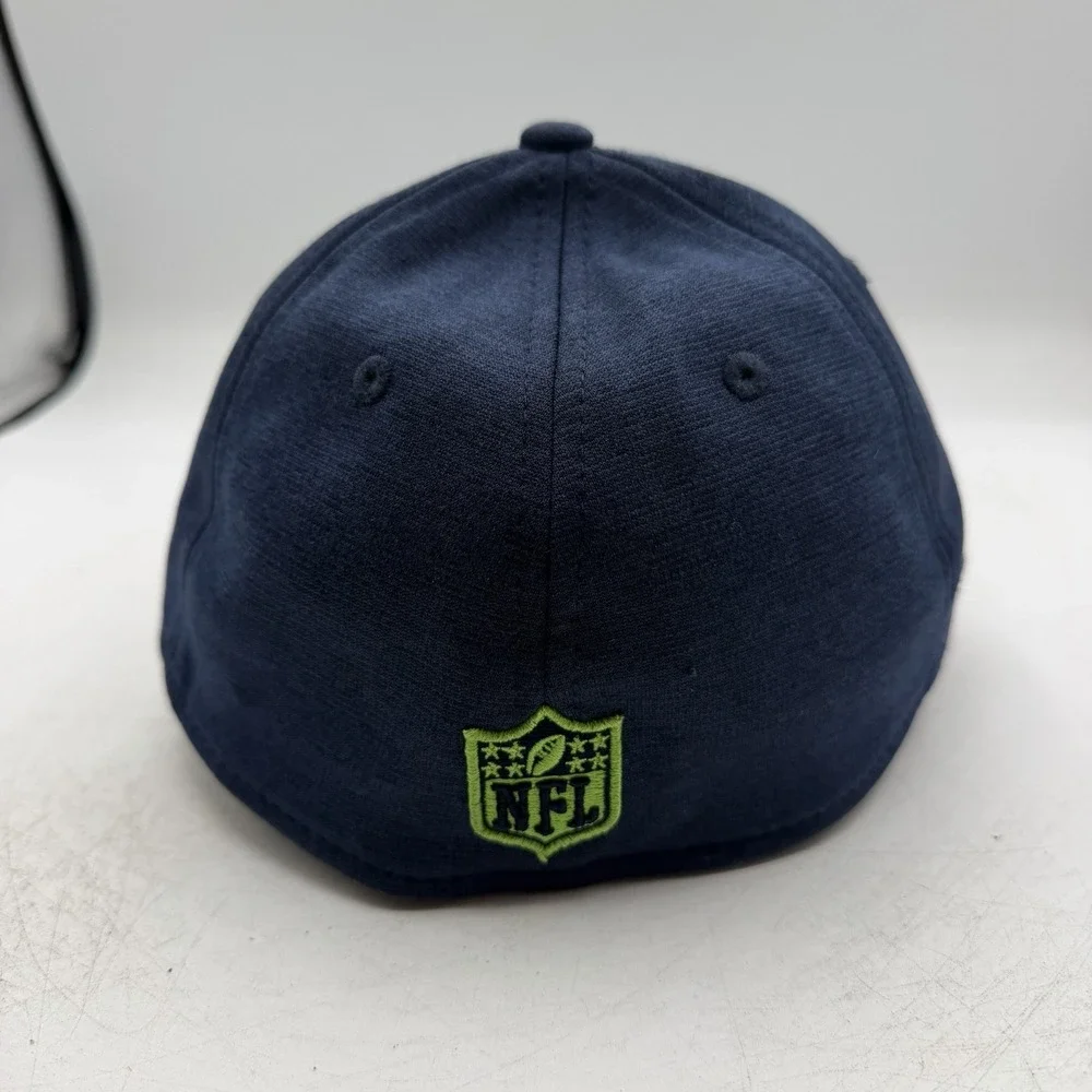 New Era 39Thirty Seattle Seahawks Hat Cap Sz M/L Stretch Flex Fit NFL Football